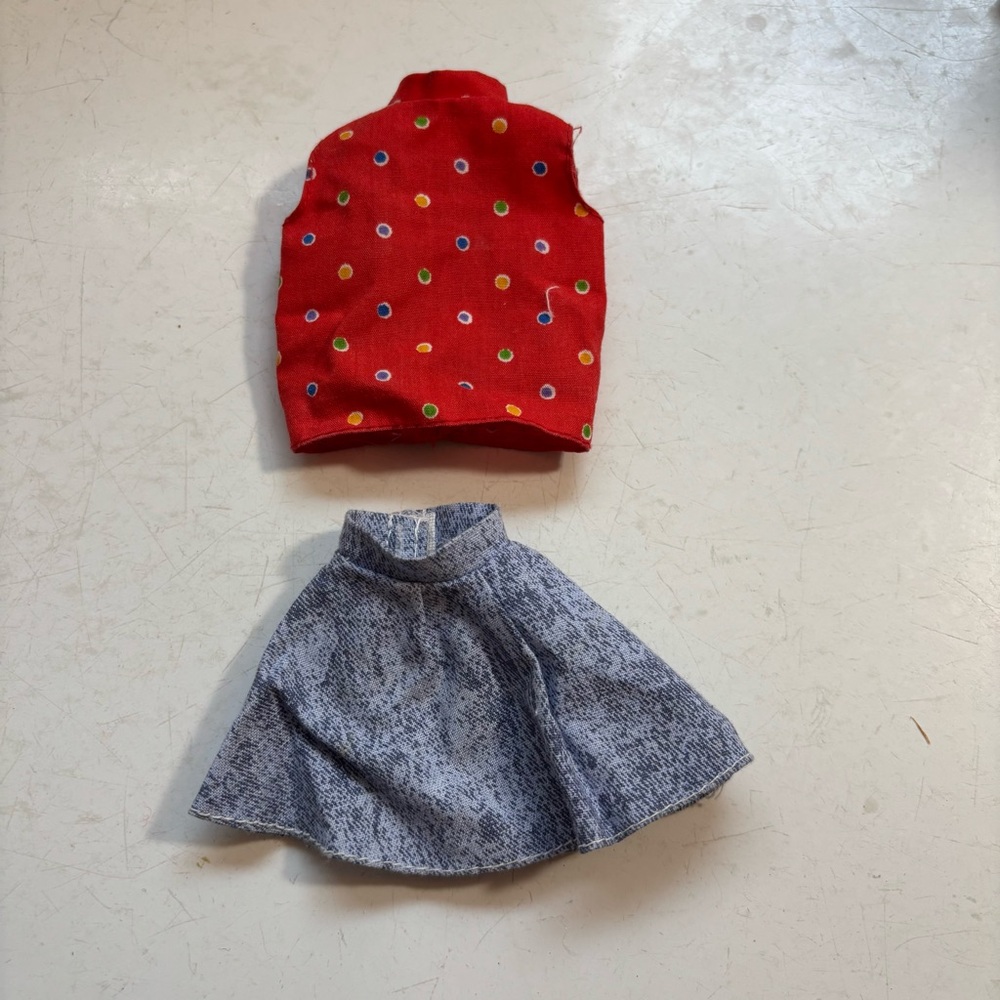 💥5/$25 Vintage Barbie doll skirt & blouse set outfit